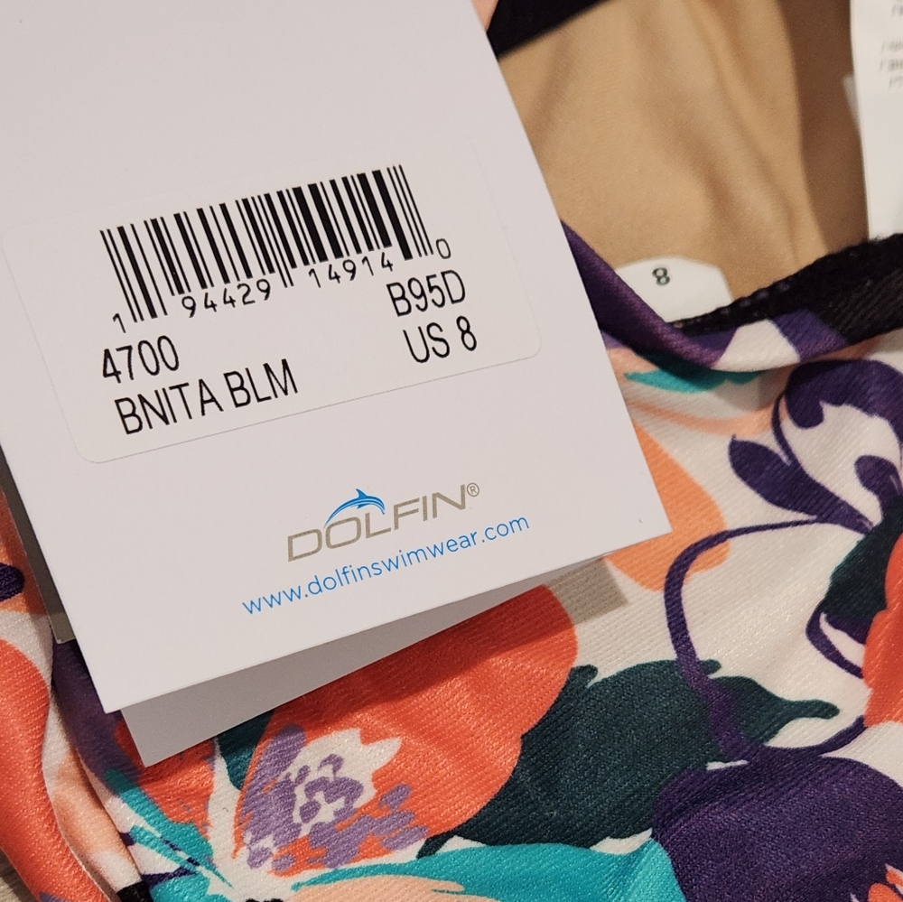 Dolfin Swimwear Women's Aquashape Printed Conservative One Piece: Bonita Bloom - Picture 5 of 5